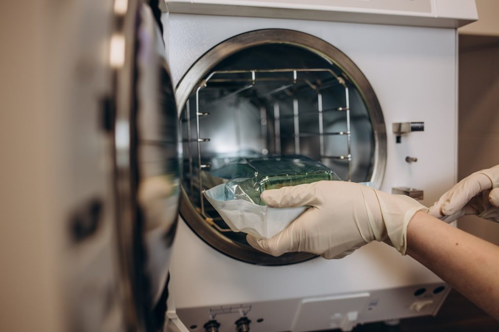 Comprar autoclave: o que você precisa saber antes de adquirir esse equipamento