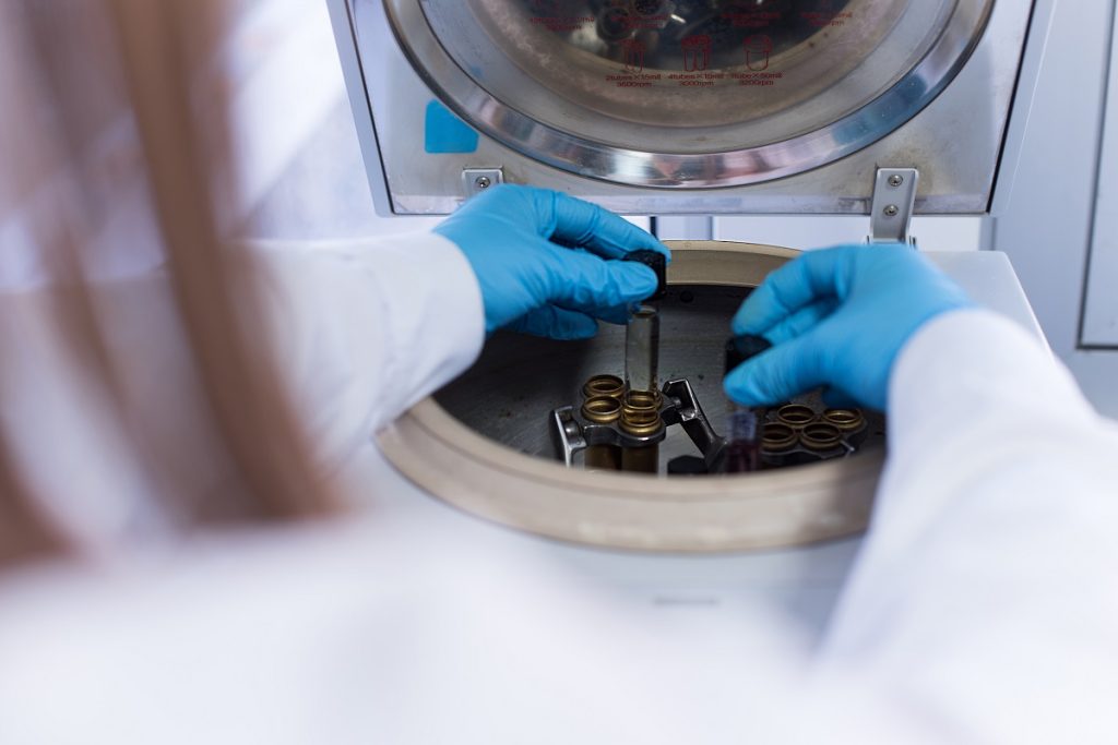 Autoclave Bioart 17L: Eficiência, Segurança e Assistência Garantida pela Colimed